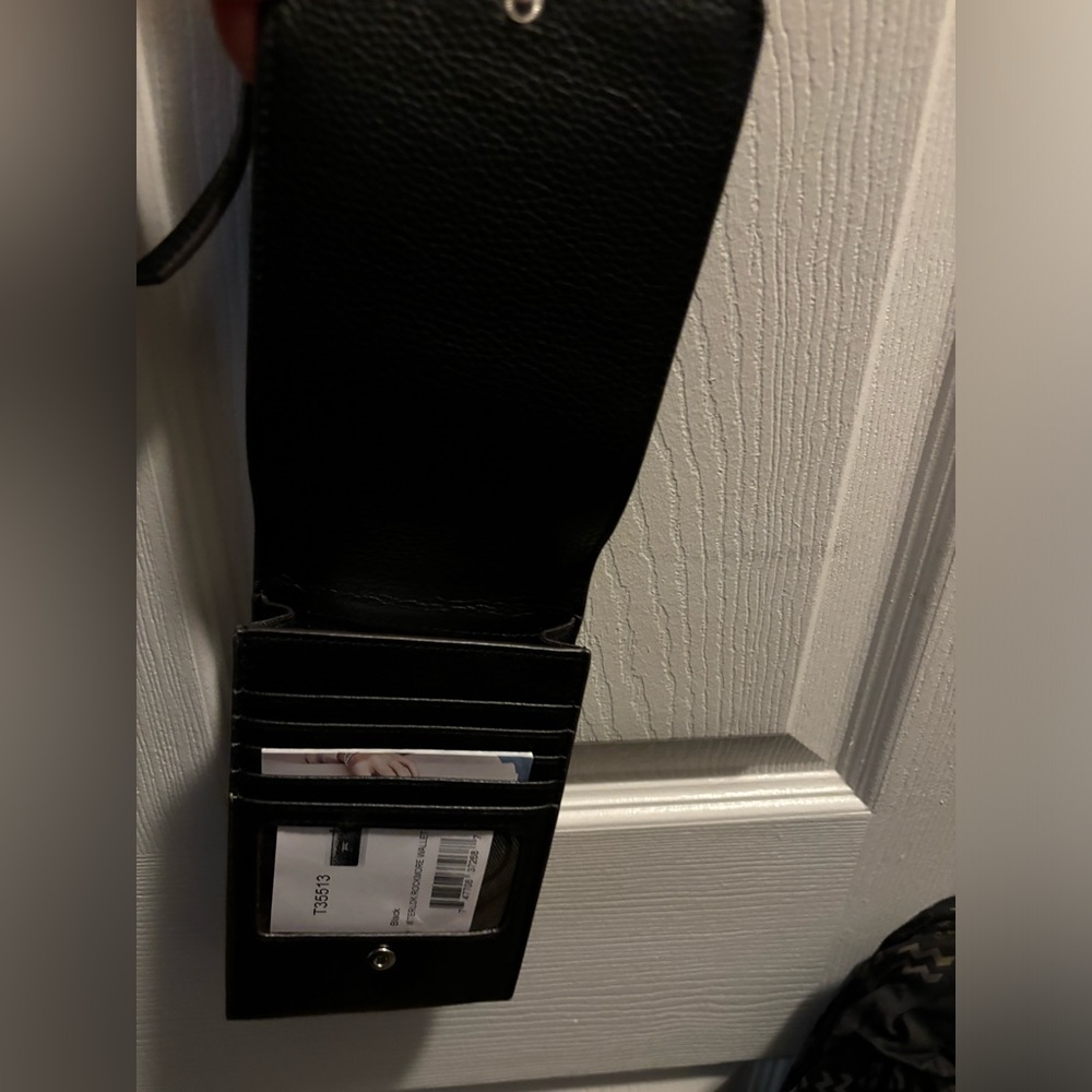 Black bag for phone or party